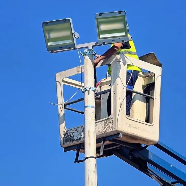 Више светла. Више тренинга. Више прилика за младе. ⚽💡 Осветљењем терена ОФК Ниш дајемо свој допринос